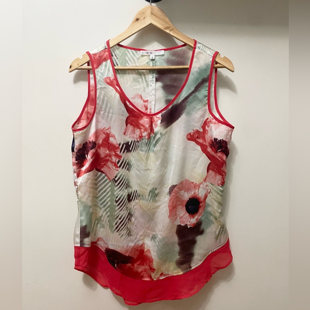 Cleo floral & chevron print silky style sleeveless blouse officewear size medium
